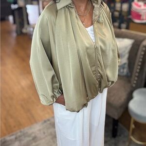 Glam Puffed Bomber Style Jacket Size M